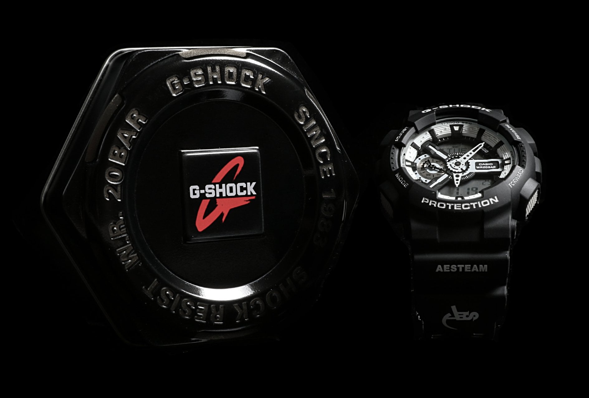 ＃ AES x G-SHOCK 打造AES七周年錶款：經典貫穿簡約俐落的黑白設計 1