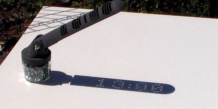 ＃ 結合古人智慧與現代科技的時鐘：利用太陽光影變化顯示時間的數字日晷 Digital Sundial