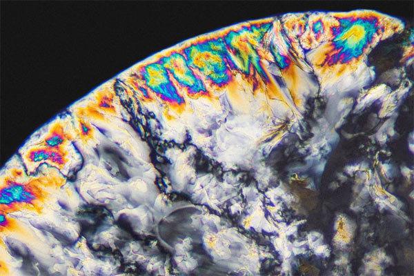 ＃ 顯微鏡下的毒品原來這麼美：荷蘭攝影師 Maurice Mikkers 的 毒品結晶 系列作品 5