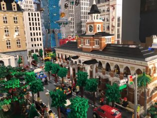 ＃ LEGO 打造最大的樂高積木城：即將於台北巡迴展出！