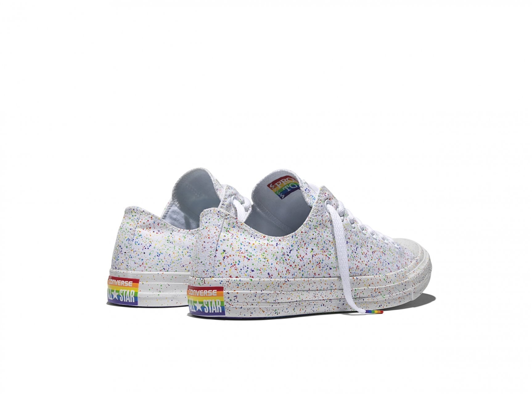 ＃ CONVERSE推出LGBT聲援鞋款：彩虹繽紛的Chuck Taylor 9