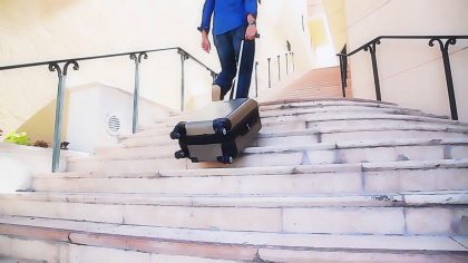 ＃ TraxPack Luggage：世界首創會爬樓梯的行李箱！
