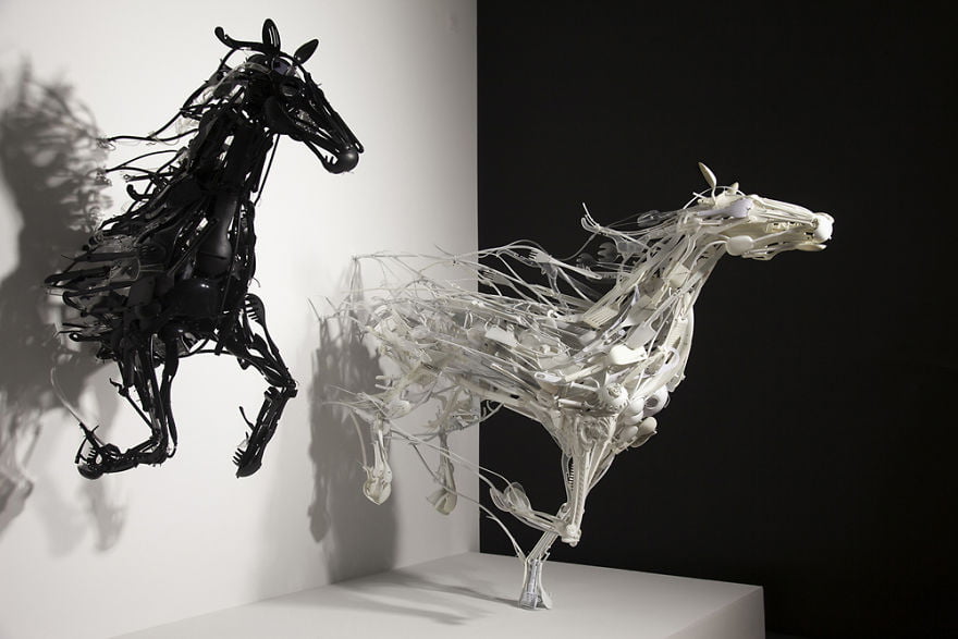 ＃ 將塑膠回收物變成動感雕塑：Saya Kaganz的動感雕塑藝術 103
