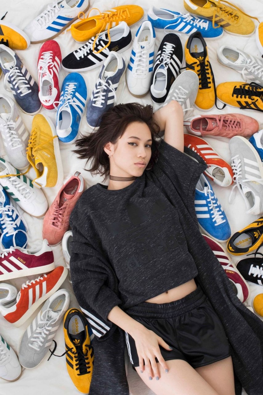 ＃ 時尚女神Kate Moss與水原希子詮釋經典鞋款 ： Adidas Originals 「GAZELLE」 9