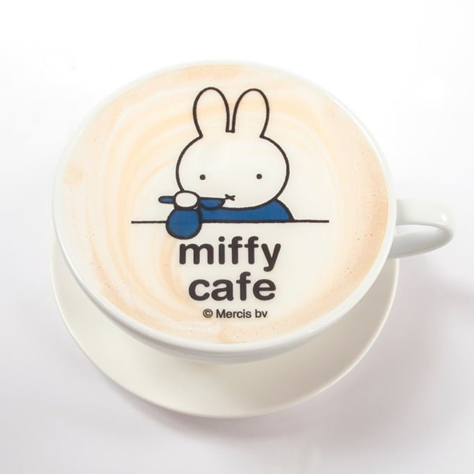 # 嘴巴一個叉：miffy cafe日本持續延燒 23