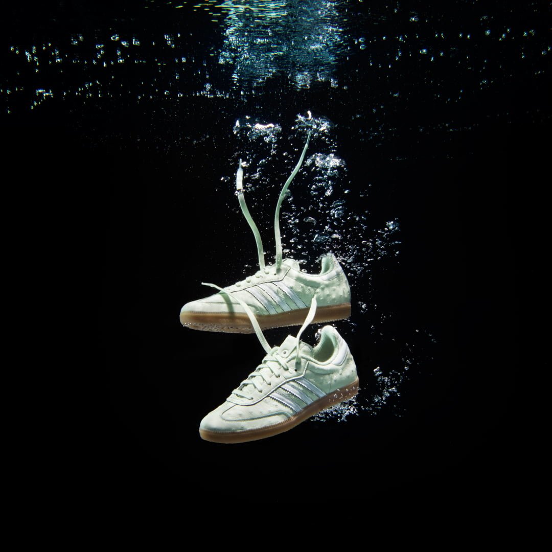 # 哥本哈根女鞋權威店舖NAKED限定款：湖水綠噴發的 UltraBOOST 與 Samba 4