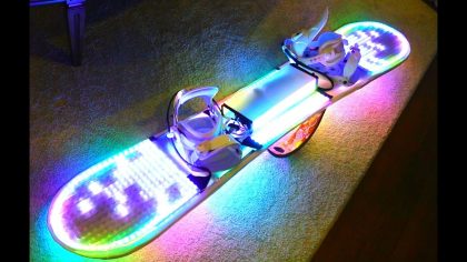 在雪白當中的七彩雪板：LED Snowboard by Enomoto