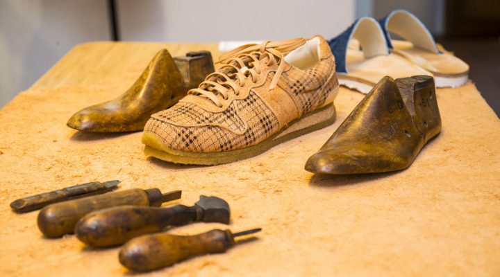 #日本獨立製鞋品牌H.Katsukawa：於上海新名所DAPPER 展示歷代經典。