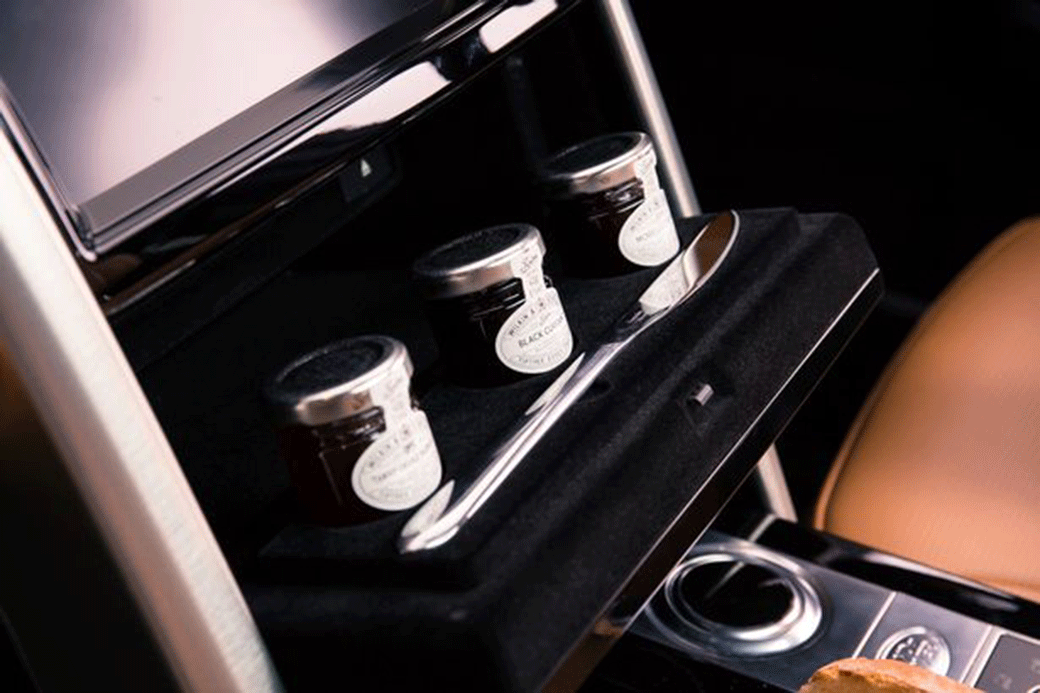 # 地表最強餐車：Jamie Oliver x Land Rover 打造出美食行動廚房！ 7