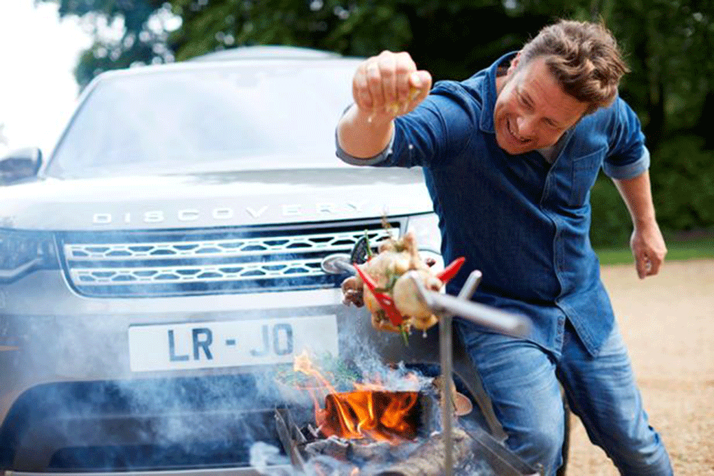 # 地表最強餐車：Jamie Oliver x Land Rover 打造出美食行動廚房！ 10