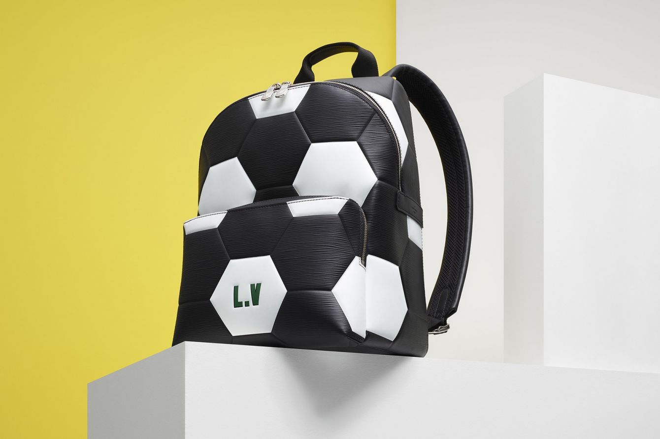 # LV 知名精品包品牌 × 世界盃足球賽：推出 2018 世界盃皮革包袋系列 2