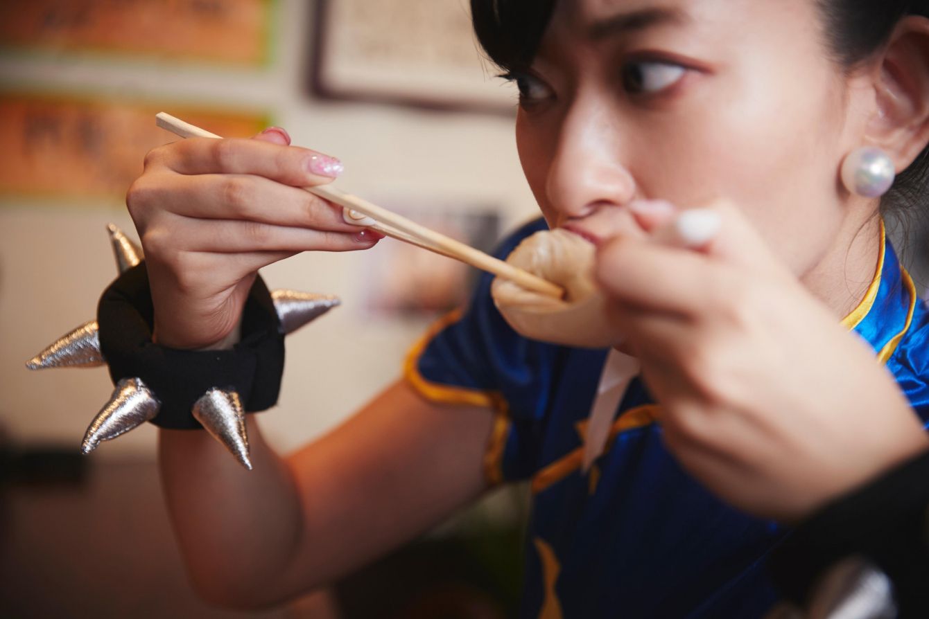 # 快打旋風的春麗來為你介紹中華料理屋：來自日本 Redbull【Cosplay 妄想寫真館】企劃 11