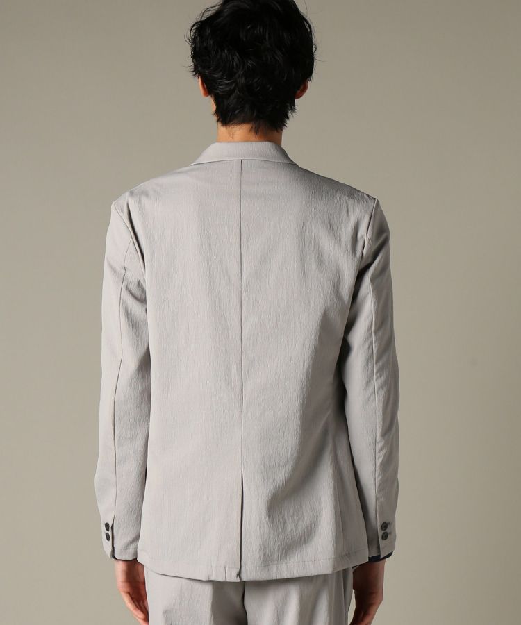 # 不只通風降溫也有抗皺效果：來自日本紡織大廠 TORAY 的專利布料 EVALET 西裝 13