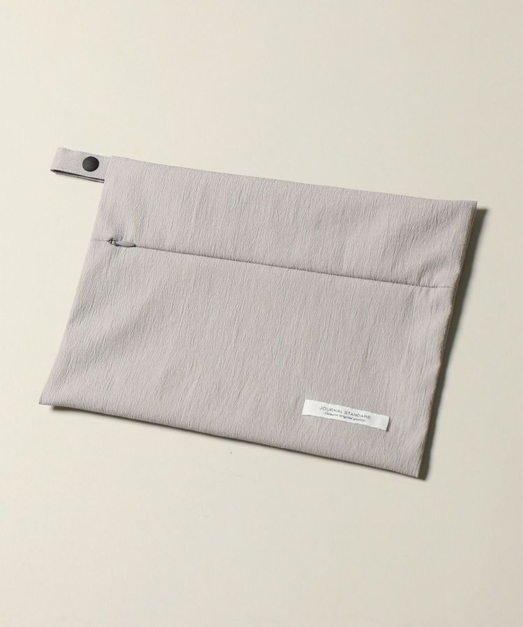 # 不只通風降溫也有抗皺效果：來自日本紡織大廠 TORAY 的專利布料 EVALET 西裝 14