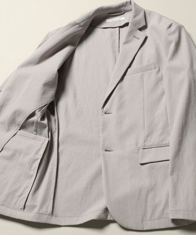 # 不只通風降溫也有抗皺效果：來自日本紡織大廠 TORAY 的專利布料 EVALET 西裝 18
