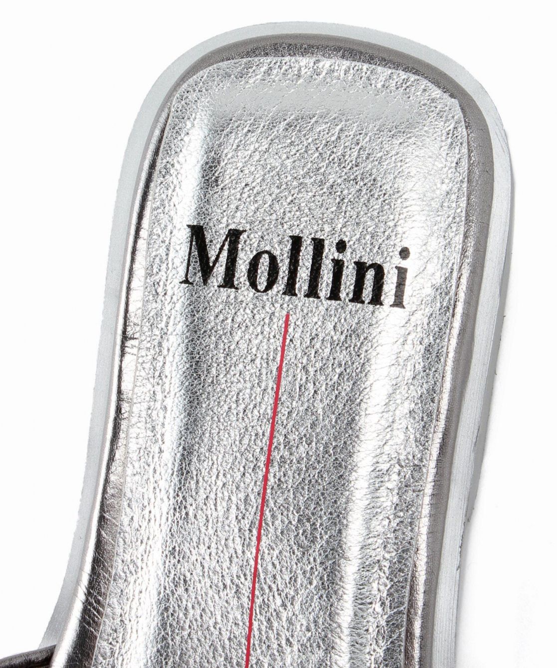 # 金屬質感卻輕如羽毛：Mollini 打造自在時尚的夏天拖鞋！ 3