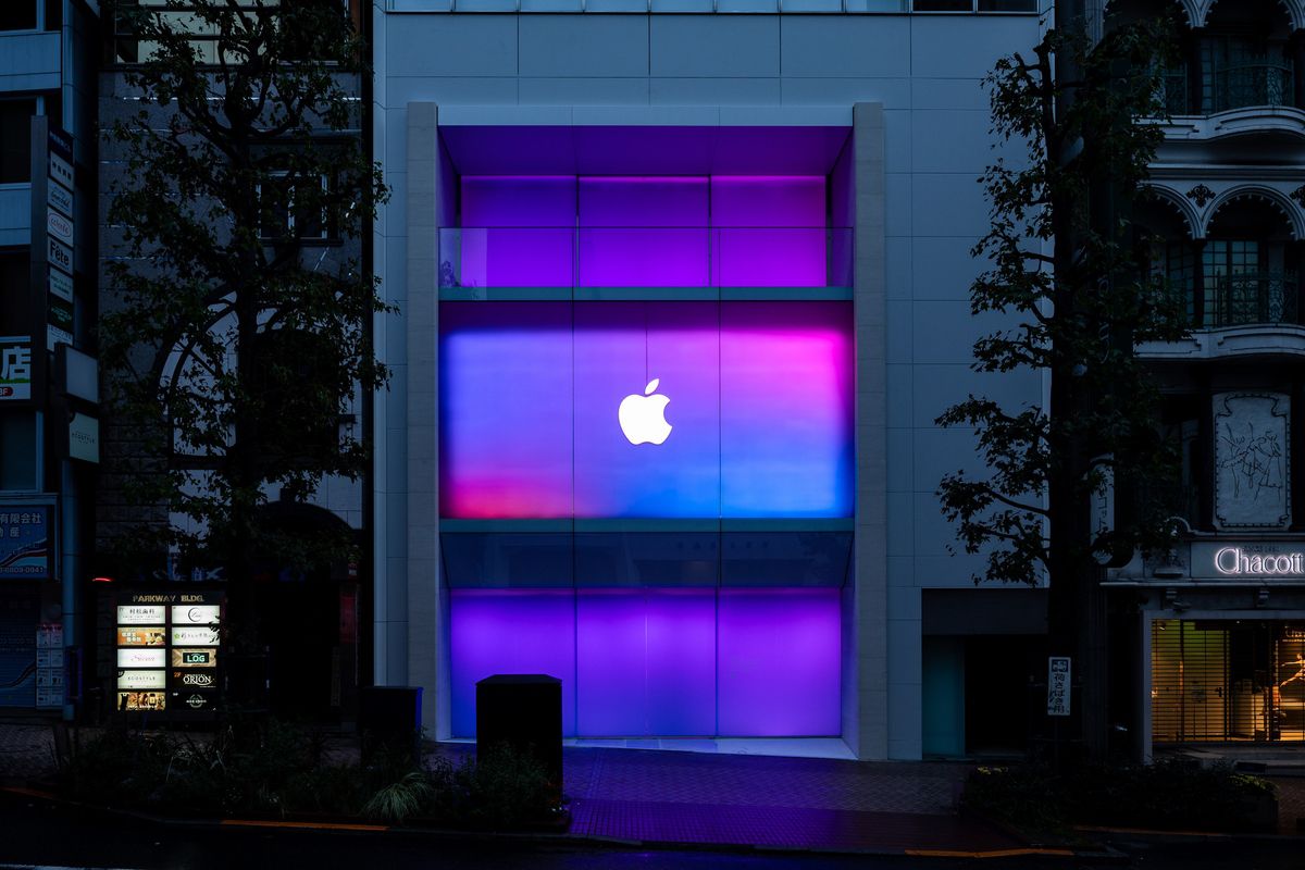 # 霓虹色的蘋果：Apple Store 澀谷店終於盼來重新開幕！ 4