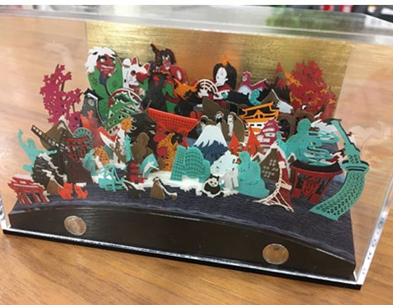 # 要價四萬八日幣的日曆：撕完整年份變為日本風情紙雕作品 2