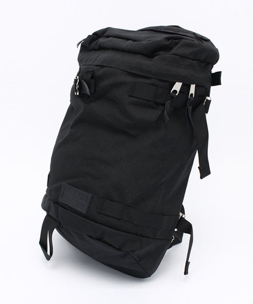 # Bag Yourself 024：看膩普通的 Daypack 了嗎？那就來顆掀蓋式後背包吧！ 22