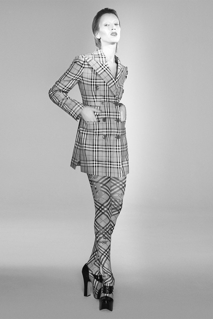 # 重新演繹英倫風格：Burberry × Vivienne Westwood 聯名系列正式上架 9