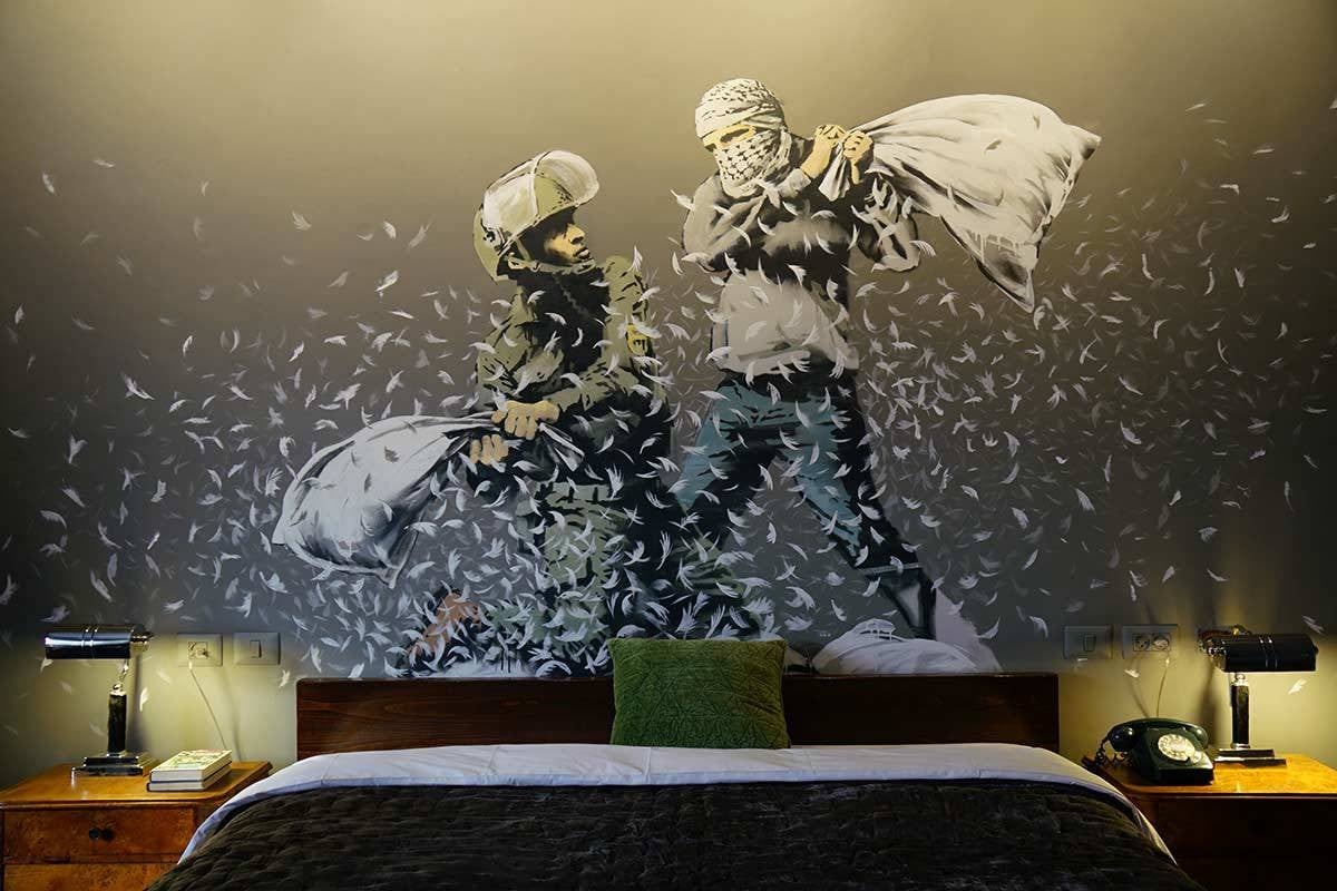 # 叛逆有理 ：Banksy 多幅作品將於本月來台展出 5