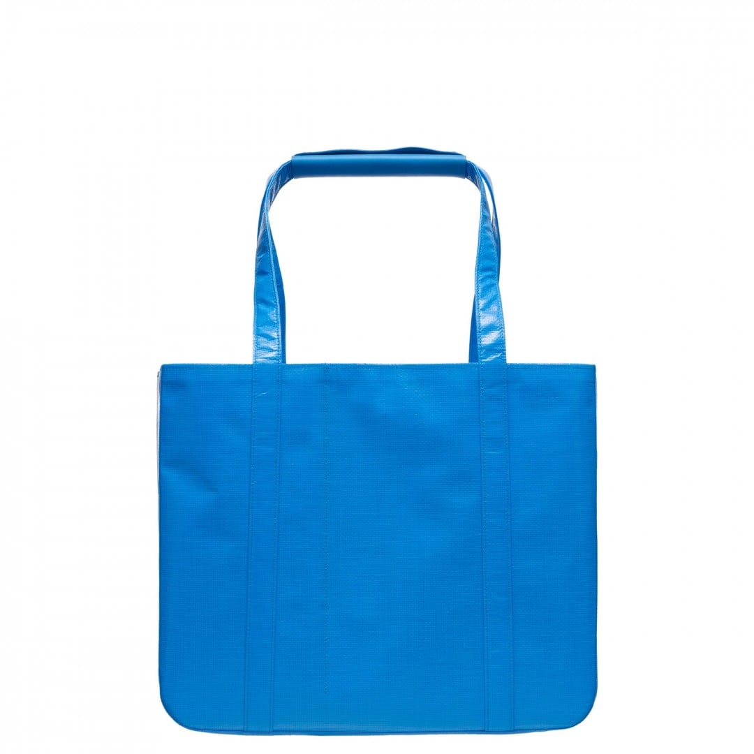 # 高階版藍色提袋：CHACOLI 即將於 Dover Street Market Ginza 發售限定系列 18