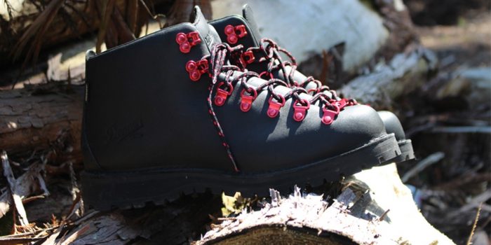 # Danner x Snow Peak 二次合作：跨越城市與原野，你需要一雙翹勇善戰的好鞋