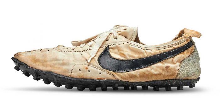 # 不只是蘇富比最貴球鞋： Nike Moon Shoe 還承載了田徑教練的崢嶸歲月