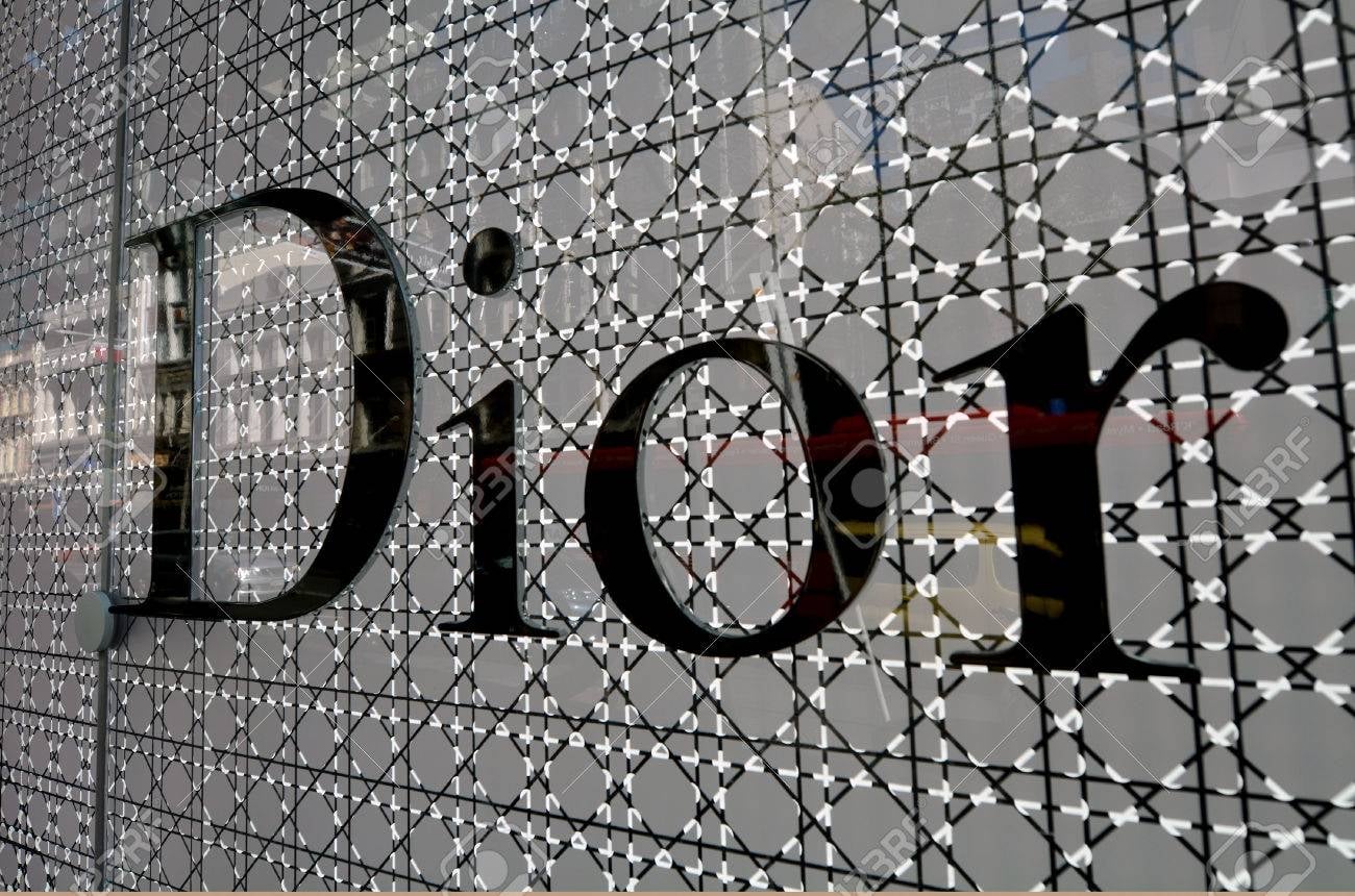 # Dior 連夜急發佈中文道歉聲明：起因於中國可實習地區未包含台灣