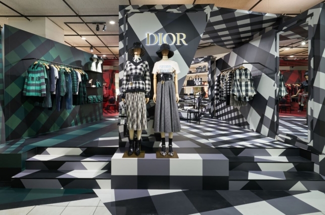 #抵擋不住線上消費的熱潮：Dior在日本開啟第一間網路商店 14