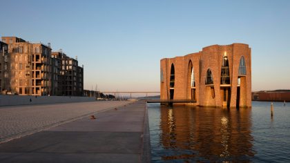 # 由內到外量身打造：裝置藝術家 Olafur Eliasson 的跨界建築堡壘！