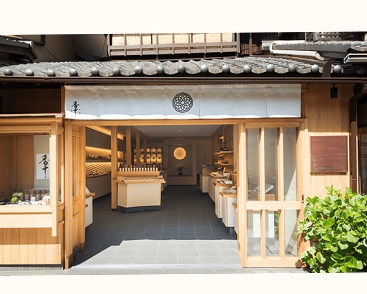 # 京都百年線香品牌「KITOWA 」：創造藝術芬芳的頂級調香師 5