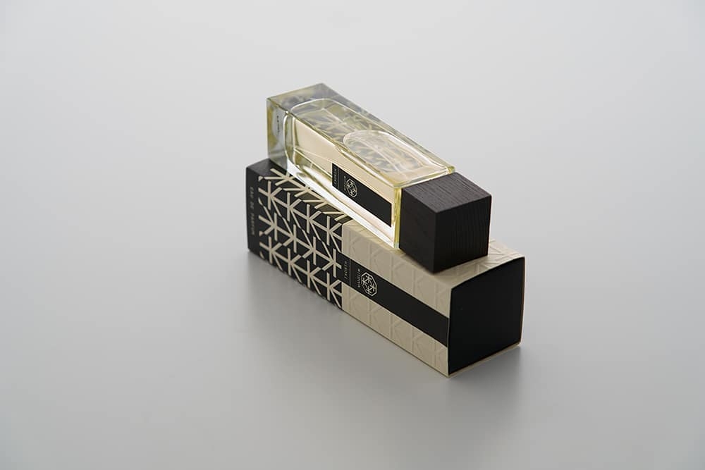 # 京都百年線香品牌「KITOWA 」：創造藝術芬芳的頂級調香師 39