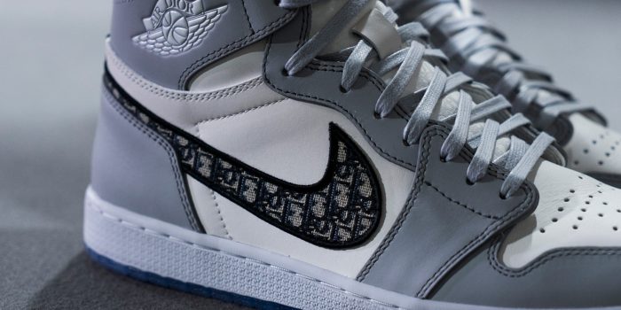 # Dior × Jordan Brand：精品球鞋 Air Jordan 1 High OG “AIR DIOR” 正式曝光！