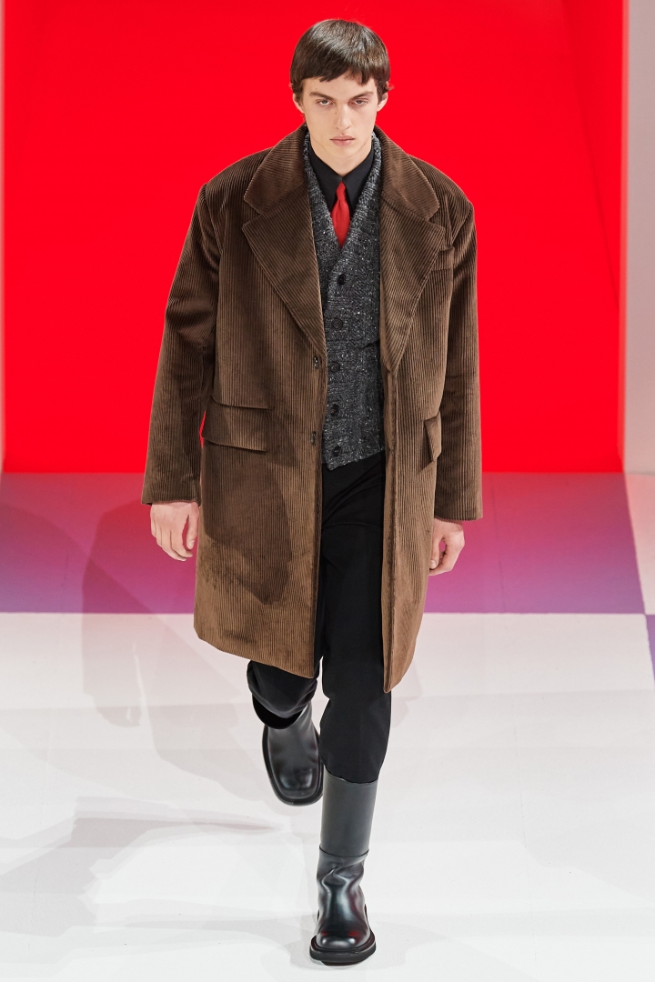 # FW 2020 Prada Menswear：用經典時裝與街頭潮流抗衡 12