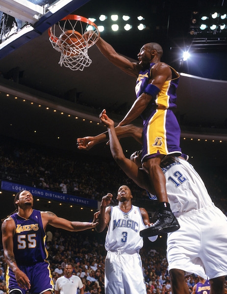 # 愛他或恨他：籃球史上永遠的黑曼巴傳奇 — Kobe Bryant 4