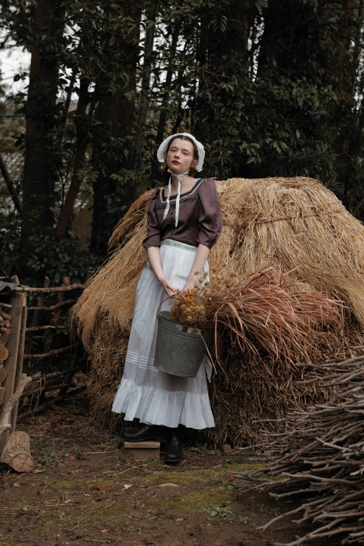 # 老字號內衣工廠也做時裝：OVERLACE 2020AW 打造文藝復興的森林少女 4