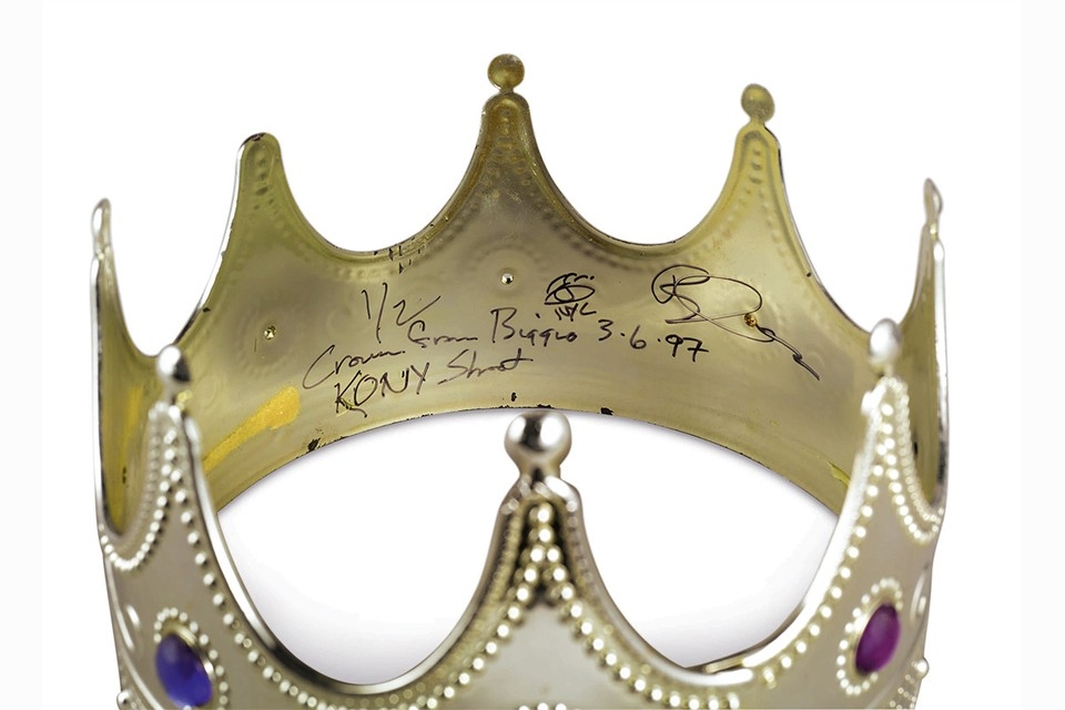 # 蘇富比首屆嘻哈拍賣會：Biggie「紐約之王」王冠 60 萬美元成交！ 3