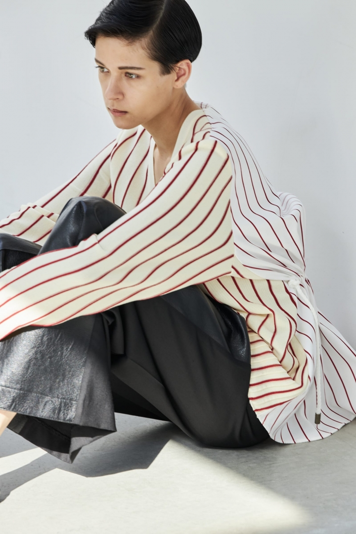 # 專為女性打造的現代服飾：AKIRANAKA 從日本文化美學出發！ 22