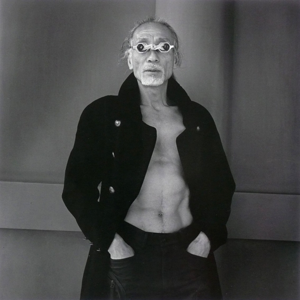 # 他耗時三十年在淺草寺拍照：日本攝影大師鬼海弘雄不敵淋巴癌逝世，享壽75歲。 5