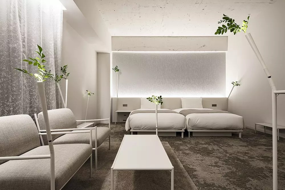 # 日本自然派白色系建築師最新力作：將300年老飯店搖身一變，成為新銳藝術能量新地標 44