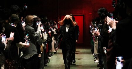 #  JOHN LAWRENCE SULLIVAN AW21：宮下貴裕的造型能否讓世人好好認識這當今日本最狂野的品牌？