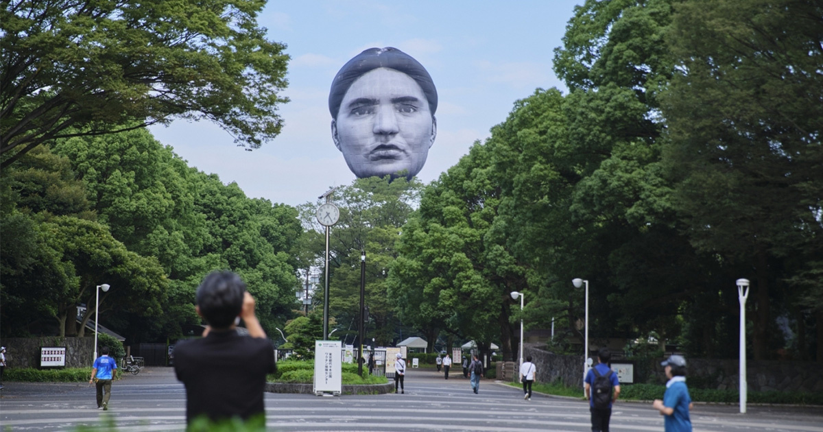 # 巨型漂浮人頭襲擊東京：難道是伊藤潤二筆下的「人頭氣球」成真？