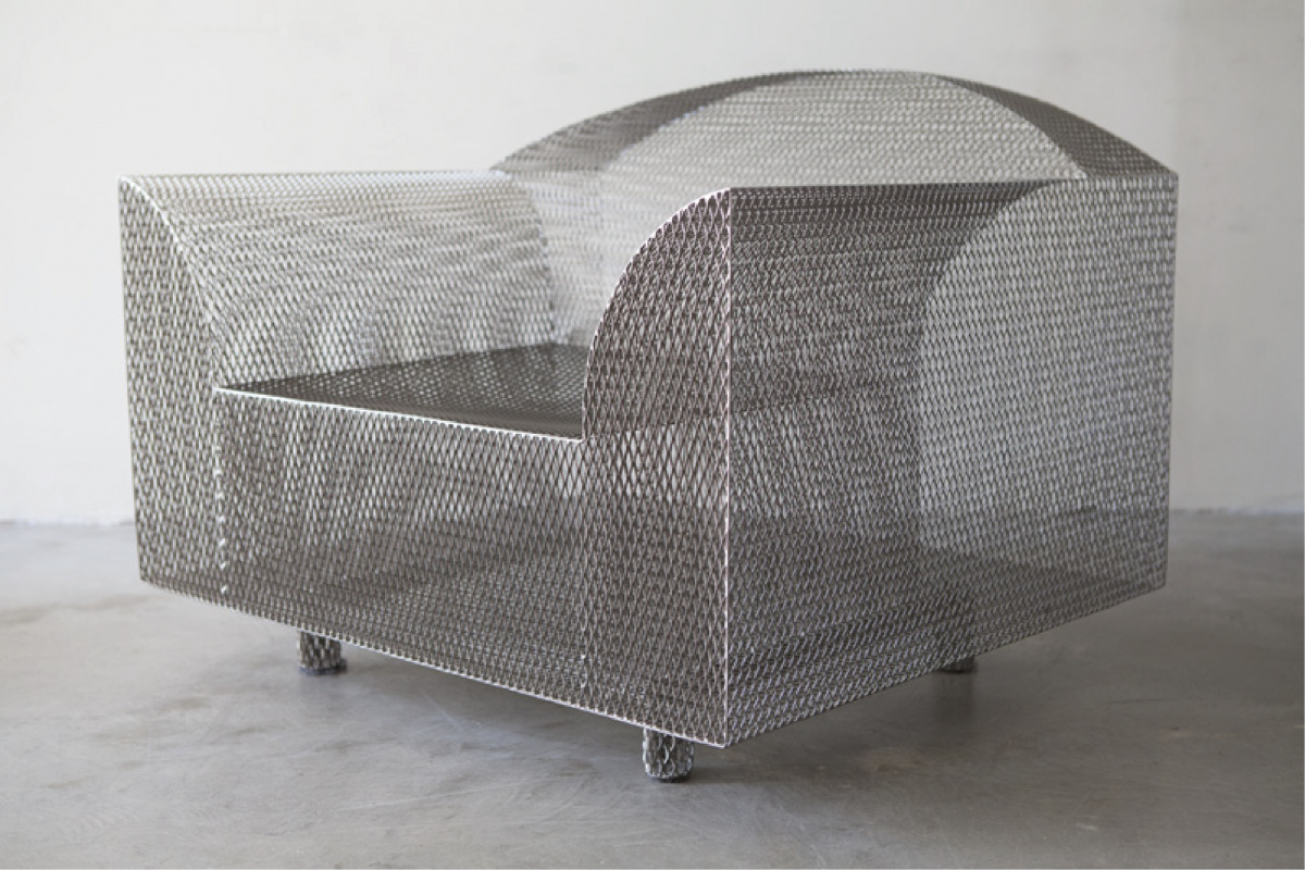 # 川久保玲的椅子不是先驅：三宅一生最愛的產品設計師—倉俁史朗才是 3