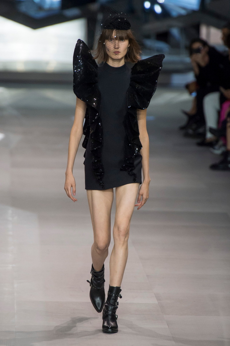 # 拯救了 Dior YSL 的 Hedi Slimane，卻被批評毀了 CELINE：設計師與品牌的關係像極了愛情？ 9