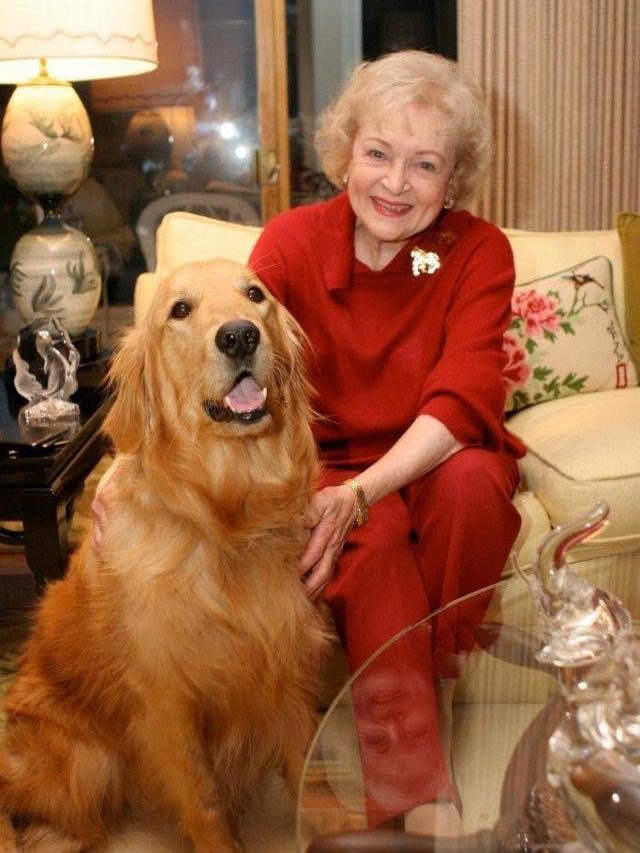 # 再 17 天就是她的百歲生日：永遠的黃金女郎 Betty White 享壽 99 歲！ 7