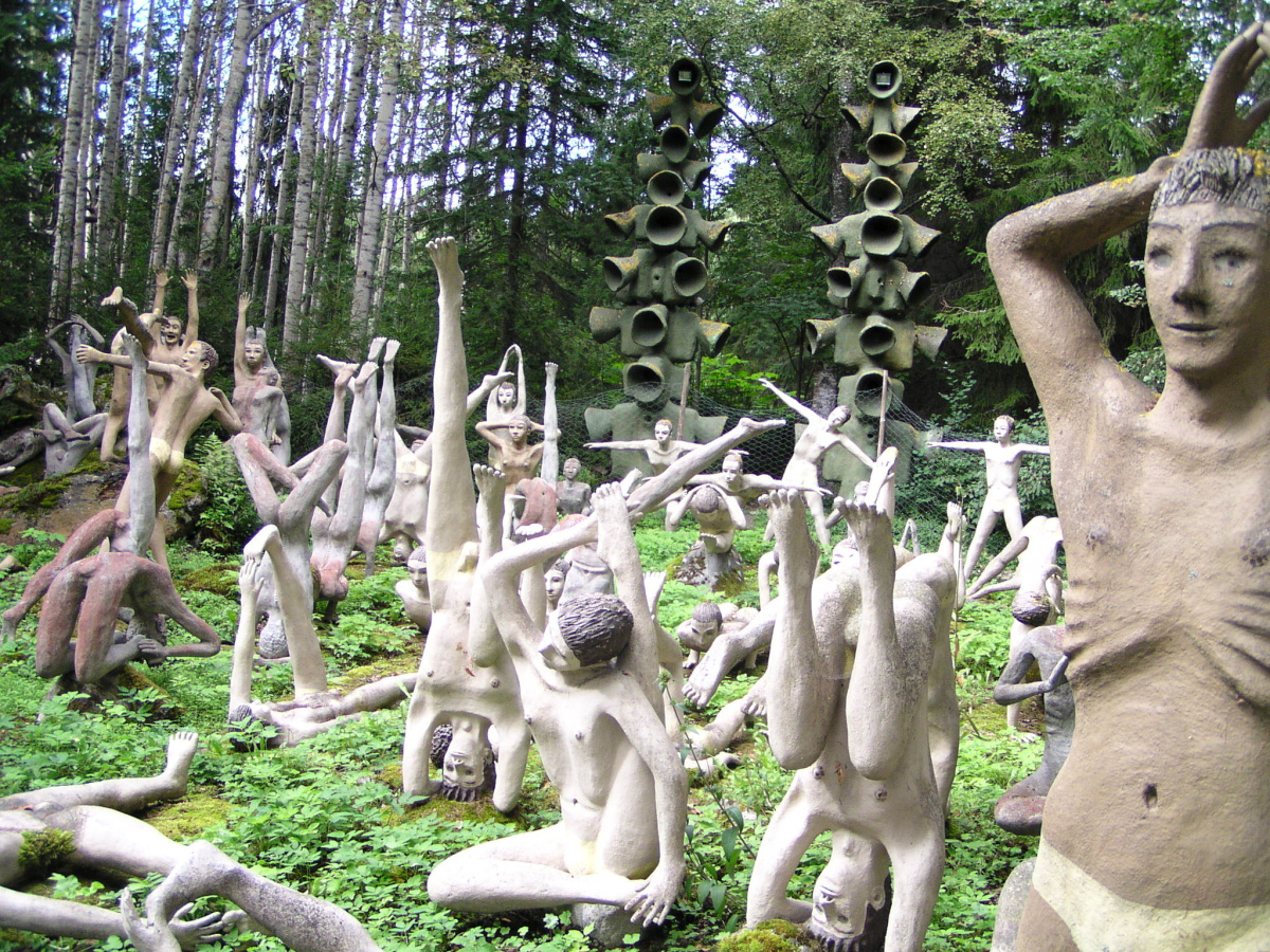 # 他用 50 年造一座雕塑公園只為救贖自我：芬蘭最神迷藝術家 Veijo Rönkkönen 和他的秘密花園 1