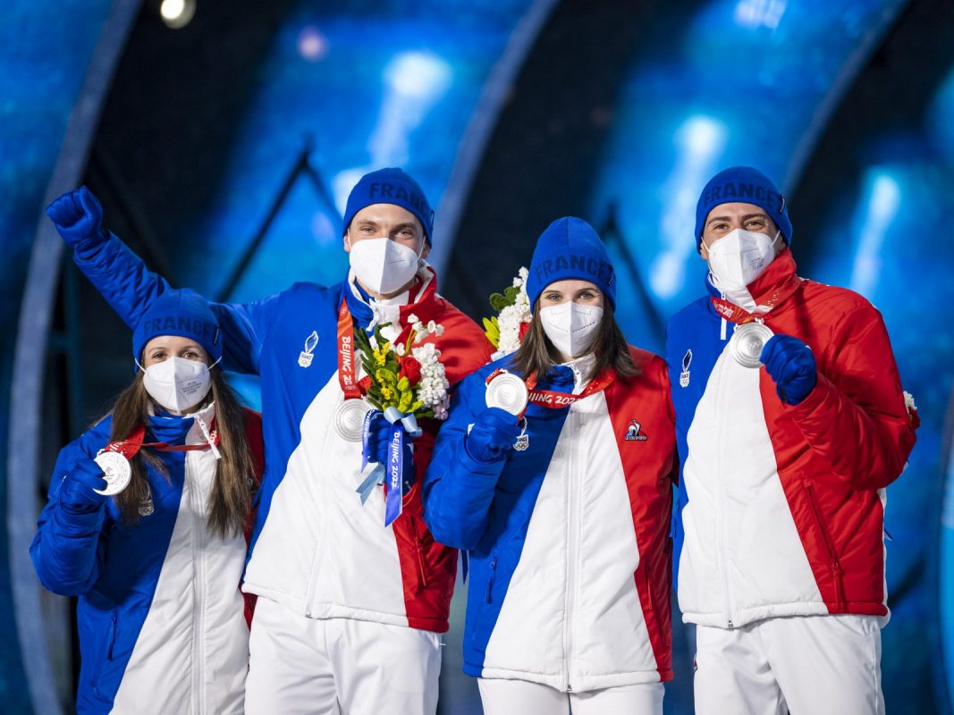# 從金卡黛珊到 Lululemon 都參與的冬季奧運：哪一個國家隊的服裝最深得你心？ 10