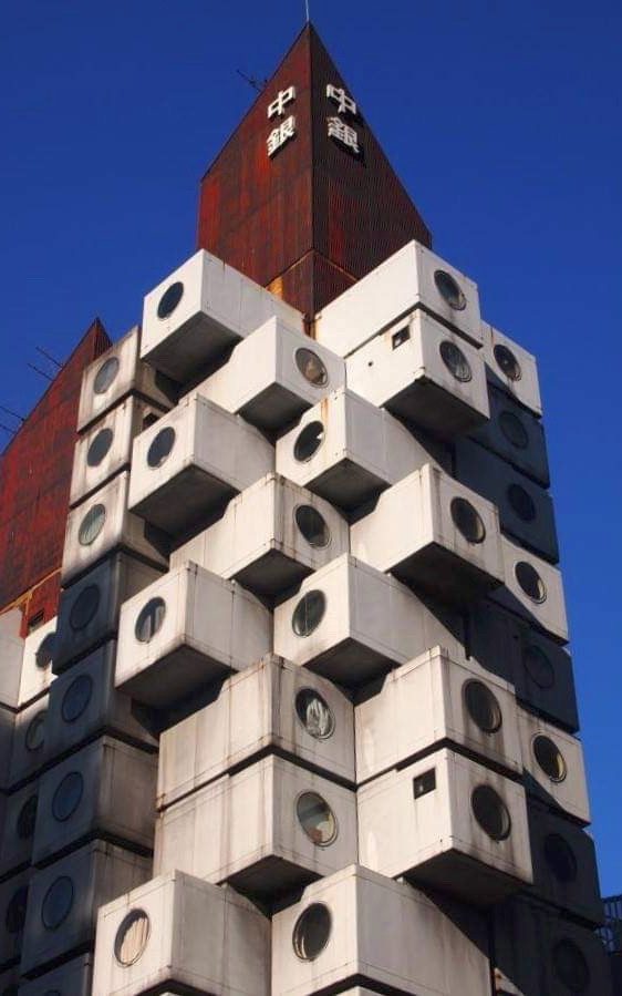 # 等不到 Cyberpunk 成真的那天：日本傳奇建築師黑川紀章的代謝建築「中銀膠囊塔」今日起正式拆除！ 172