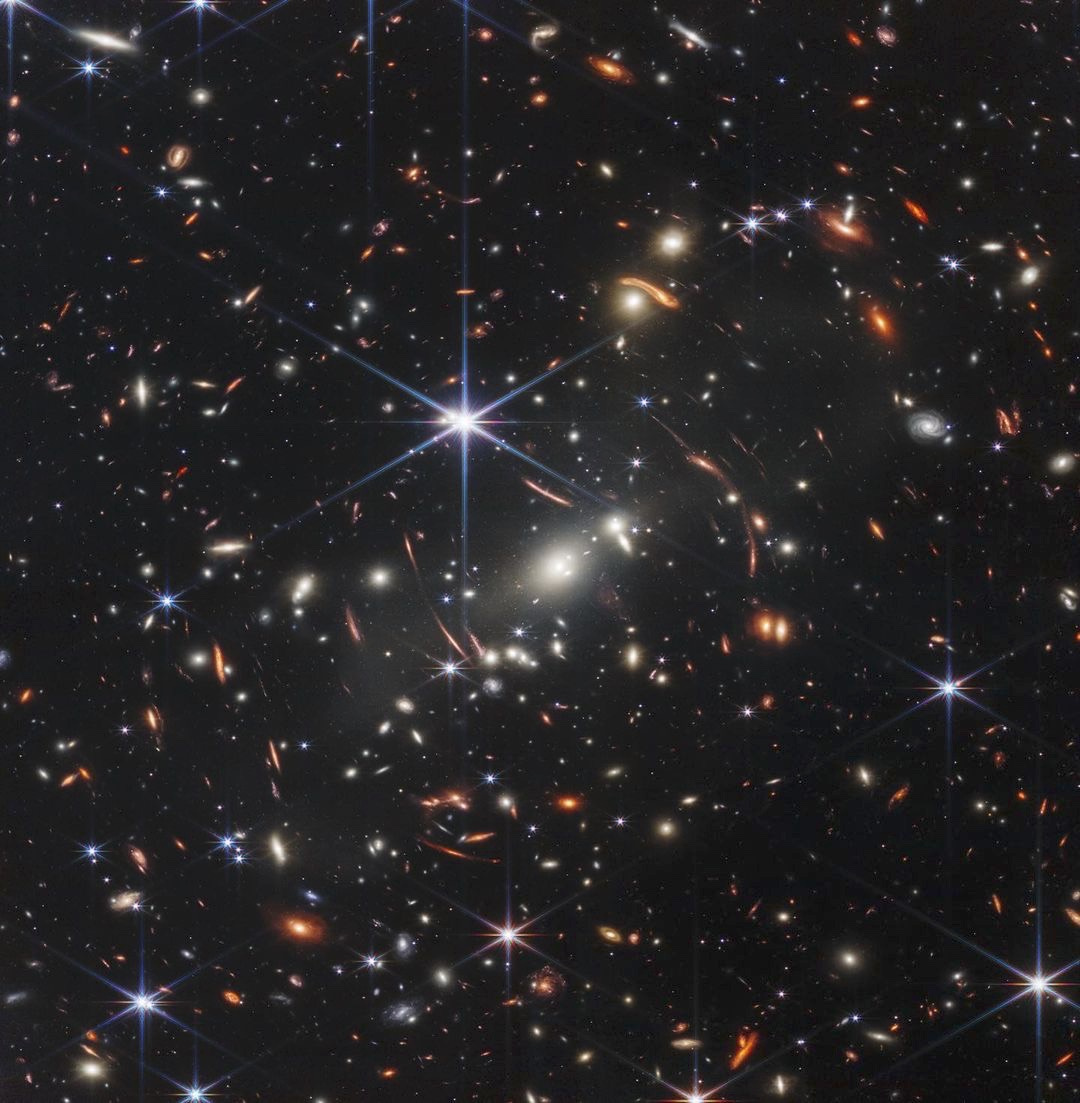 # 不要再管什麼多重宇宙或是平行時空了：NASA 公開韋伯望遠鏡首批彩圖，一窺 130 億年前的宇宙！ 6
